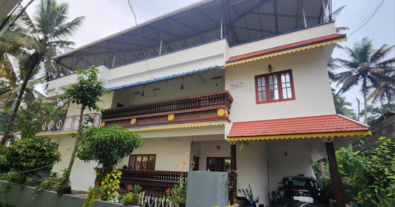Pknhomestay Kumily Thekkady Exteriér fotografie